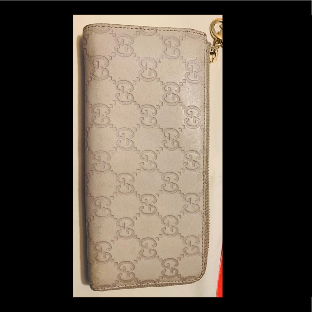 Gucci Wallet 100% Authentic